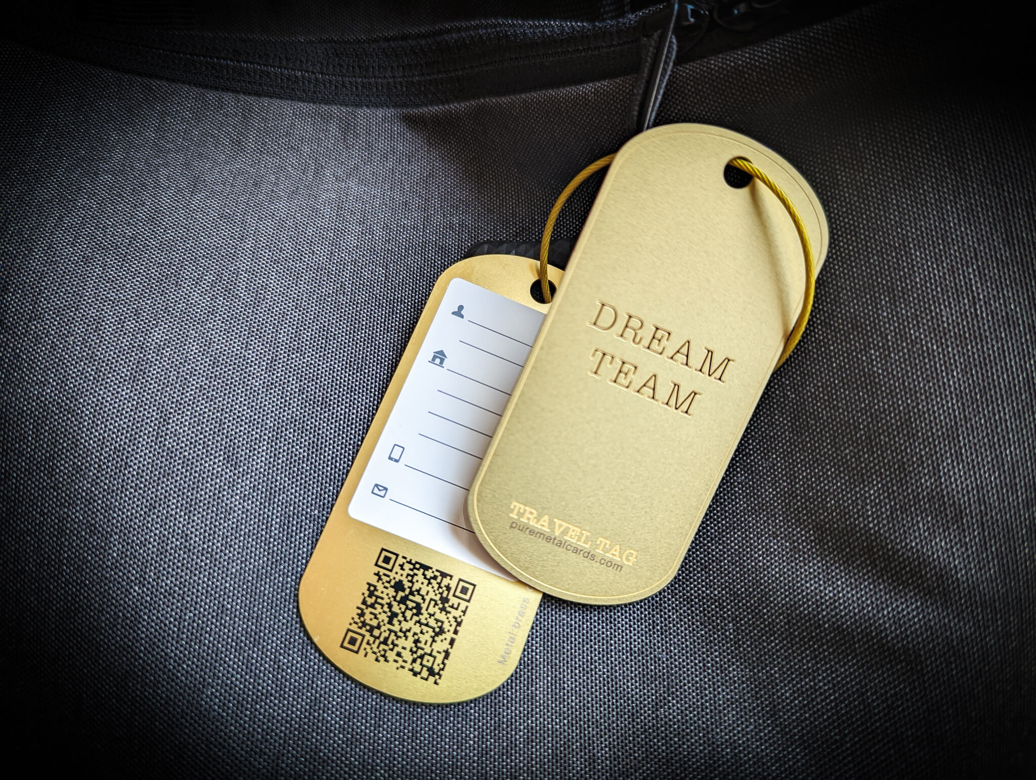 Beautiful Custom Luxury Tags on Quality Packaging